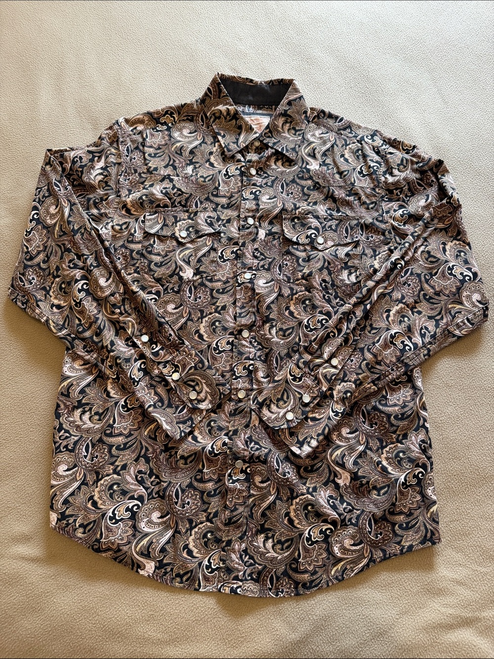 Cowboy Honor Western Dress Shirt. Men's Medium.